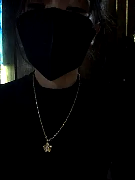 Snapshot of Kylie_beem chatting on 11.13.25 Kylie beem online show from 11.13.25