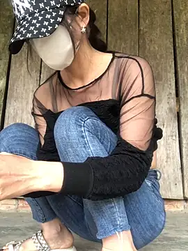 Snapshot of Kylie_beem chatting on 03.04.26 Kylie beem online show from 03.04.26