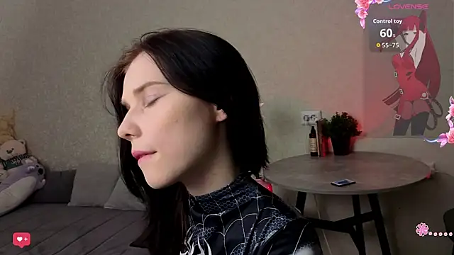 Mell Hyees online show from 11.16.25