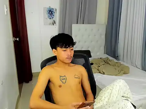 hardcocktwink online show from 11.07.25