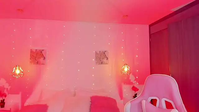 cherryvixen  online show from 10.28.25