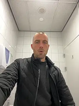 Rotteei1 online show from 12.03.25