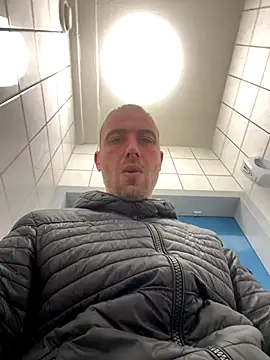 Rotteei1 online show from 12.15.25