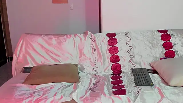 Nikki  uwu online show from 02.13.26