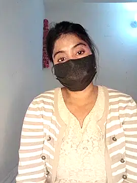 Snapshot of Hot_Angle chatting on 11.21.25 Hot Angle online show from 11.21.25