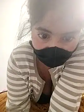 Snapshot of Hot_Angle chatting on 11.24.25 Hot Angle online show from 11.24.25