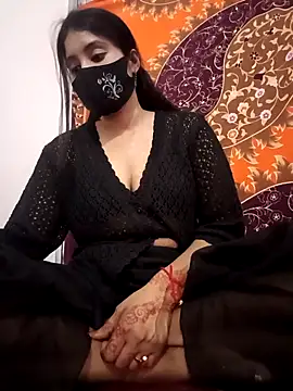 Snapshot of Hot_Angle chatting on 04.01.26 Hot Angle online show from 04.01.26