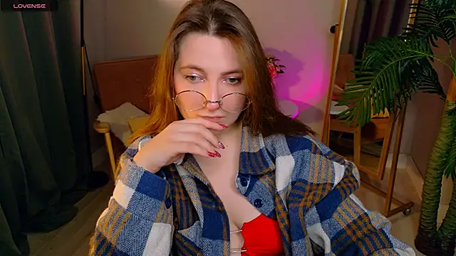 Snapshot of fairy_tara chatting on 01.11.26 fairy tara online show from 01.11.26