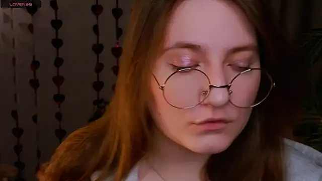 Snapshot of fairy_tara chatting on 02.10.26 fairy tara online show from 02.10.26