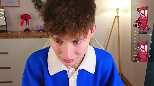 Snapshot of crisp1n chatting on 12.17.25 crisp1n online show from 12.17.25