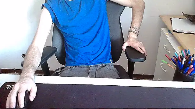 Snapshot of topg84 chatting on 07.31.26 topg84 online show from 07.31.26