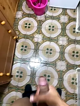 Snapshot of Anaconda_Negra20 chatting on 11.08.25 Anaconda Negra20 online show from 11.08.25