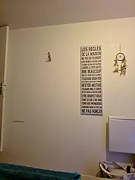 Snapshot of lasexycoquine59 chatting on 12.04.25 lasexycoquine59 online show from 12.04.25