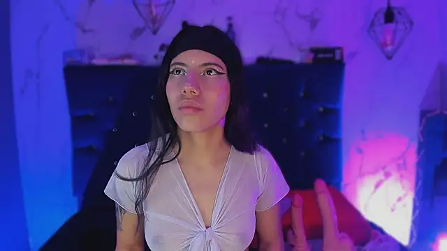 Dakotaa Johnson online show from 11.11.25