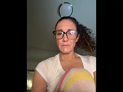 PetitemarieeThaReal online show from 11.19.25