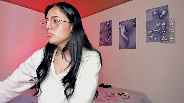 Snapshot of miku_st chatting on 12.05.25 miku st online show from 12.05.25