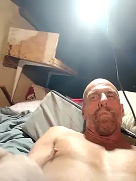 Snapshot of 1stcumngo chatting on 11.11.25 1stcumngo online show from 11.11.25