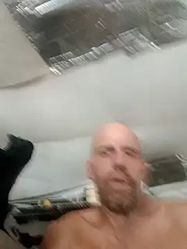 Snapshot of 1stcumngo chatting on 04.01.26 1stcumngo online show from 04.01.26