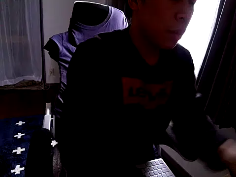 Snapshot of SobaKurd chatting on 12.14.25 SobaKurd online show from 12.14.25