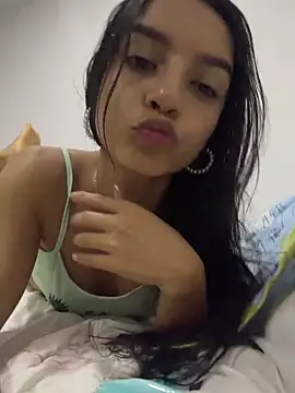 Snapshot of violeta365 chatting on 06.17.26 violeta365 online show from 06.17.26