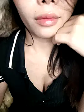 Fish yellow online show from 11.05.25