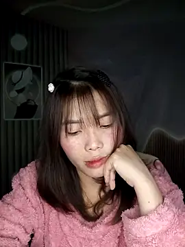 Fish yellow online show from 12.17.25