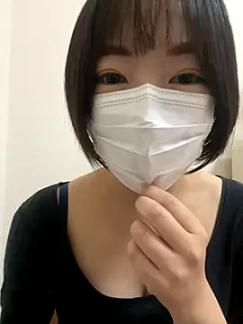 Yurika oO online show from 11.04.25