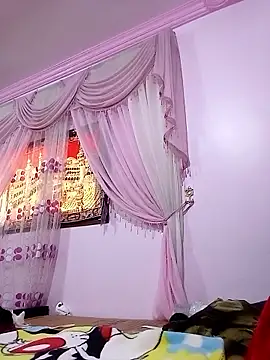 Snapshot of SandyAmr chatting on 02.15.26 SandyAmr online show from 02.15.26