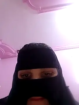 Snapshot of SandyAmr chatting on 02.26.26 SandyAmr online show from 02.26.26