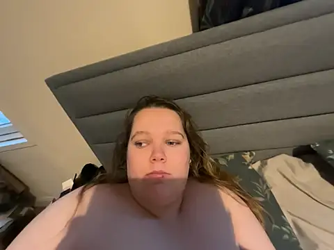 Scarletcum22 online show from 02.15.26