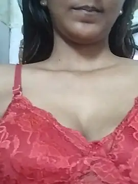 Snapshot of Aaliya_BigBoobs_1 chatting on 02.18.26 Aaliya BigBoobs 1 online show from 02.18.26