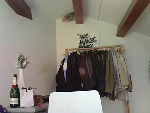 DeboraMee online show from 10.23.25