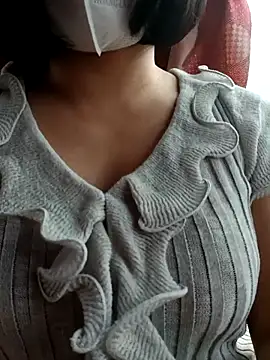 Mina-02 online show from 10.21.25