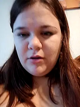 Snapshot of ollaaaaaaai chatting on 10.26.25 ollaaaaaaai online show from 10.26.25