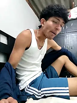 LyliaWood online show from 10.20.25