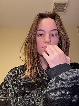 AngieFae  online show from 12.04.25