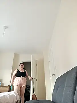 Maya 29x online show from 10.26.25