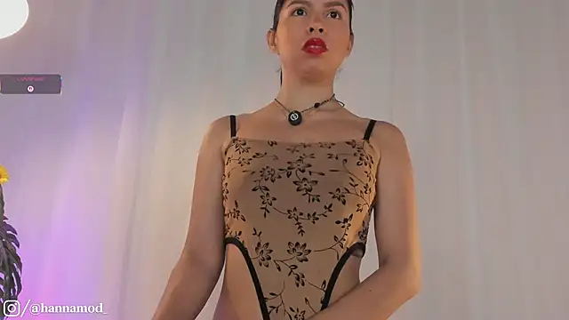 Lovely queens  online show from 11.22.25