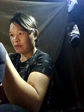 chipu06 online show from 10.20.25