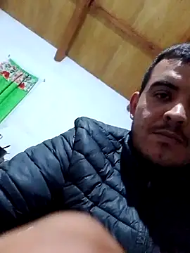 Snapshot of catriel111 chatting on 10.20.25 catriel111 online show from 10.20.25