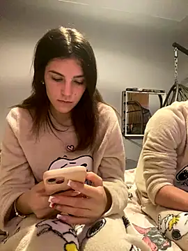 Brunnettebabe007 online show from 11.08.25