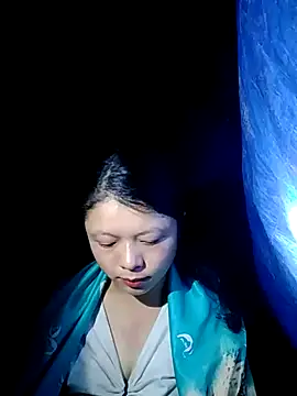 lisa-bae00 online show from 10.26.25