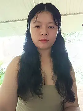 Snapshot of lisa-bae00 chatting on 07.23.26 lisa-bae00 online show from 07.23.26