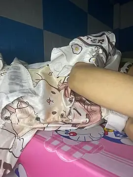 Candy 111 online show from 10.24.25