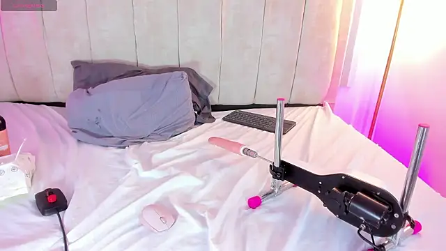 Crystal Stones online show from 03.05.26