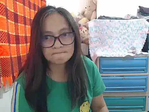 Snapshot of Kinkybela2025 chatting on 01.12.26 Kinkybela2025 online show from 01.12.26