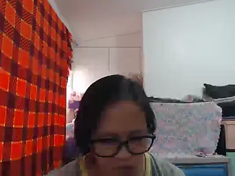 Snapshot of Kinkybela2025 chatting on 01.15.26 Kinkybela2025 online show from 01.15.26