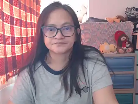 Snapshot of Kinkybela2025 chatting on 02.16.26 Kinkybela2025 online show from 02.16.26