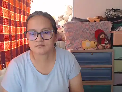 Snapshot of Kinkybela2025 chatting on 02.18.26 Kinkybela2025 online show from 02.18.26