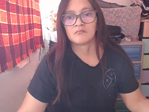 Snapshot of Kinkybela2025 chatting on 03.15.26 Kinkybela2025 online show from 03.15.26